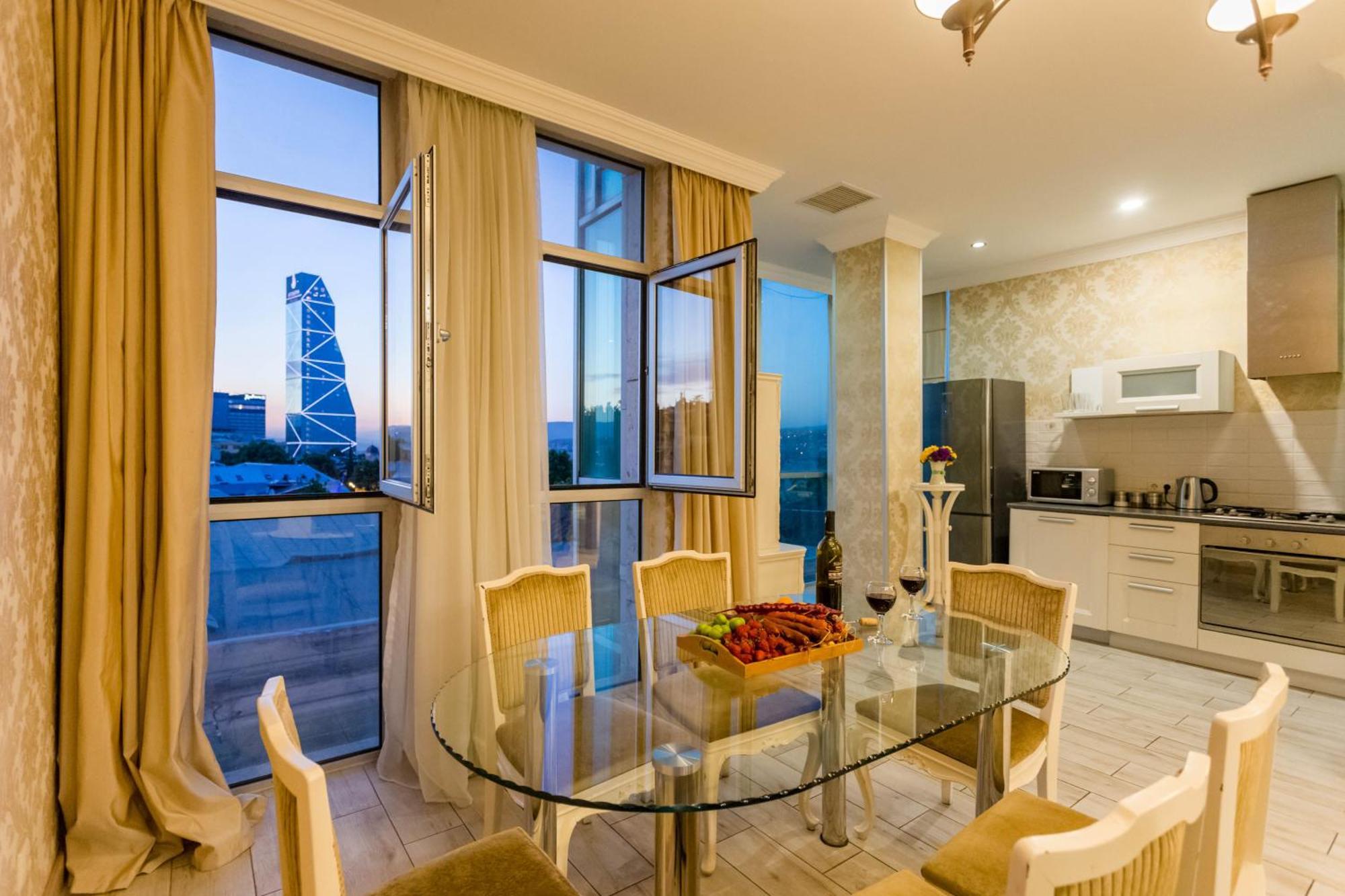 Apartment In The City Of Tbilisi Bagian luar foto